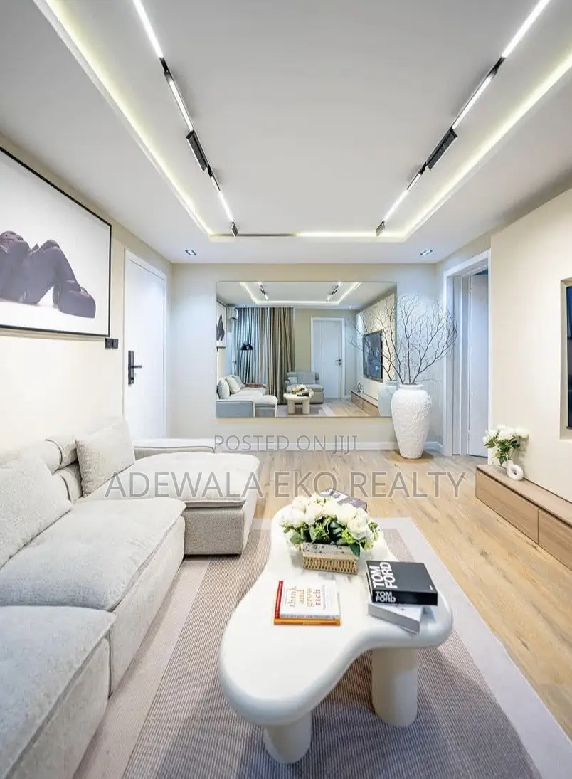 Lux 1-Bedroom Shortlet in Lekki Phase 1 - 85" Cinema TV 24/7 Power.