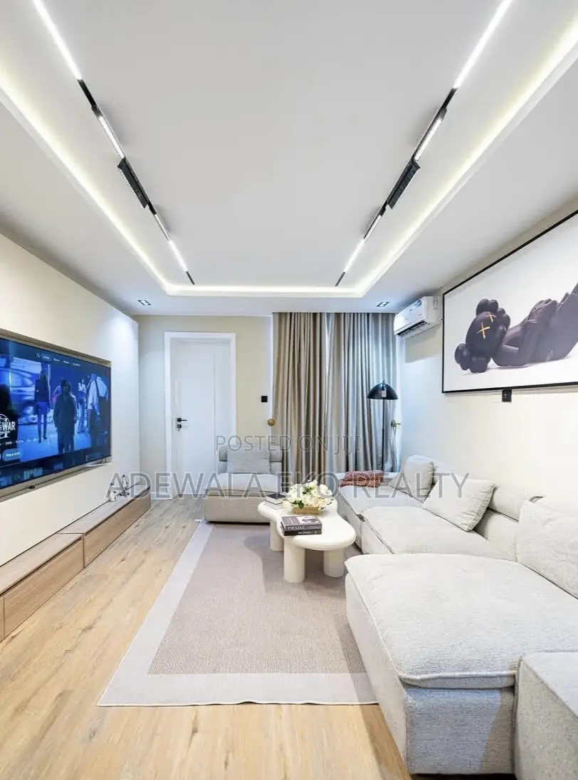 Lux 1-Bedroom Shortlet in Lekki Phase 1 - 85" Cinema TV 24/7 Power.