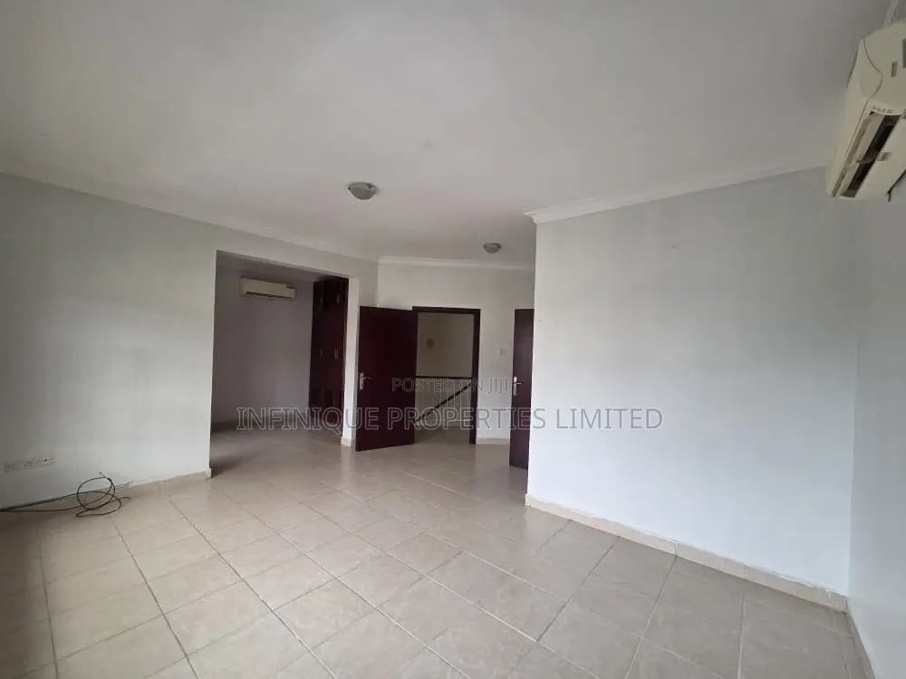 5bdrm Townhouse / Terrace in Bourdillon Court, Chevron for rent