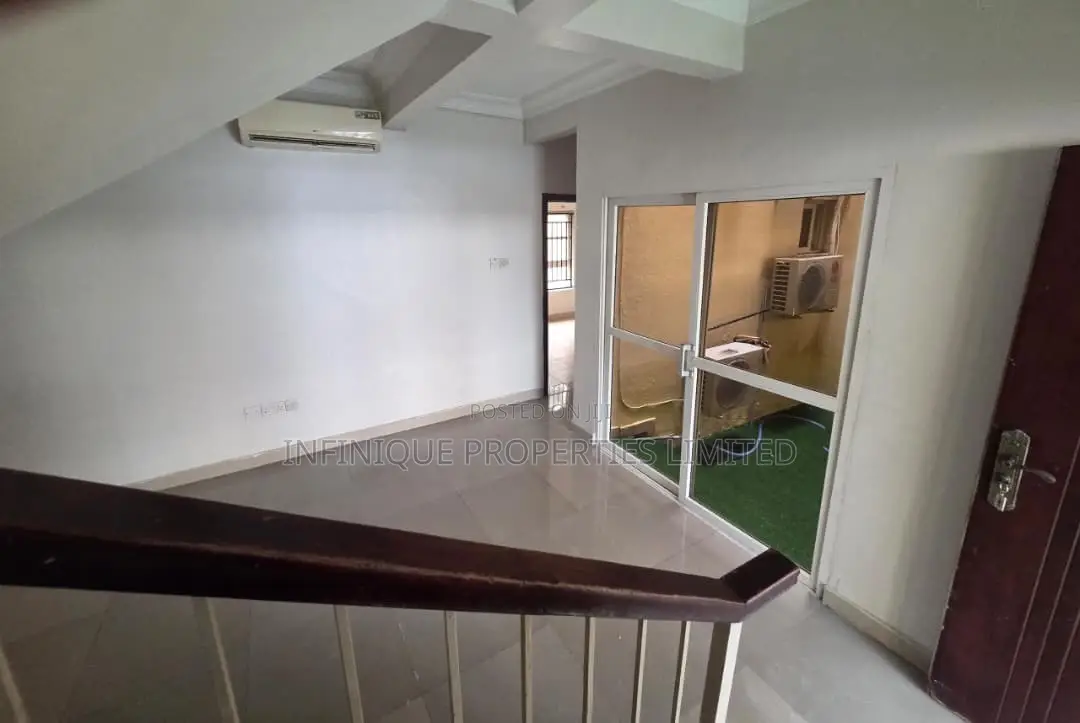 5bdrm Townhouse / Terrace in Bourdillon Court, Chevron for rent