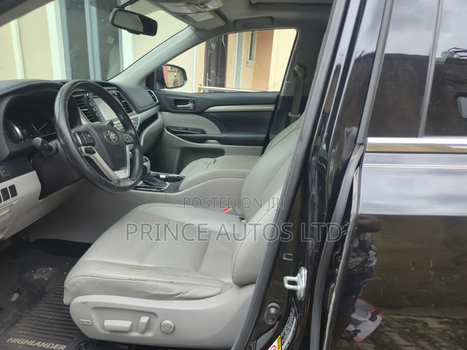 Toyota Highlander 2014 Black