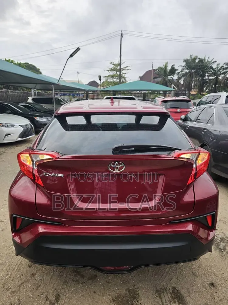 Toyota C-HR 2017 Red