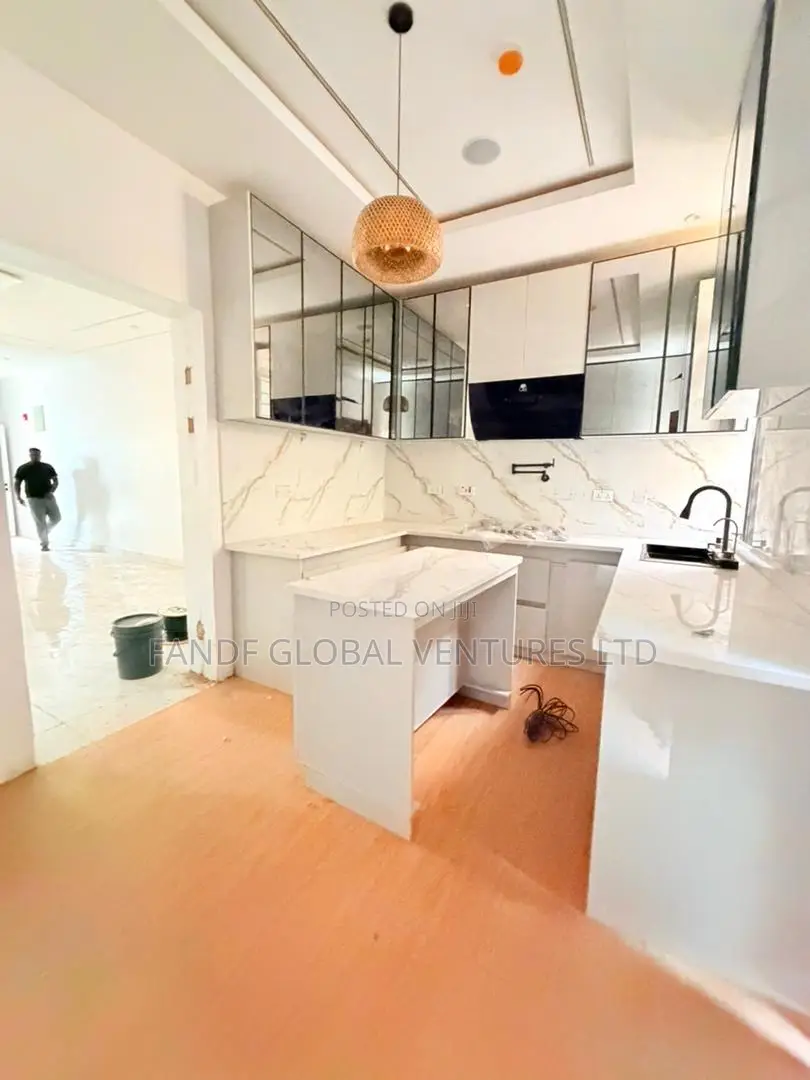 Furnished 4bdrm Duplex in Lagos State for sale