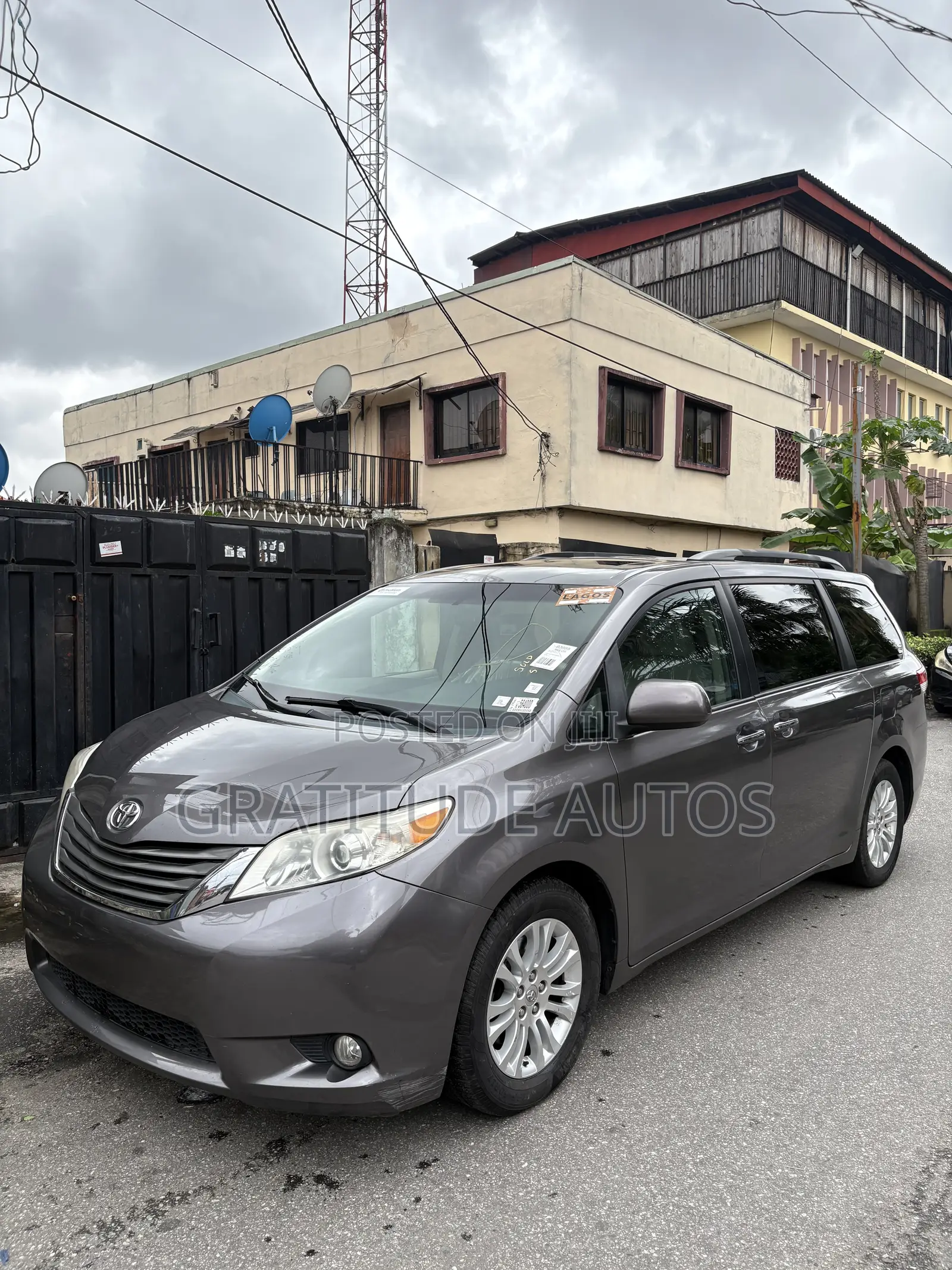 Toyota Sienna 2014 Gray