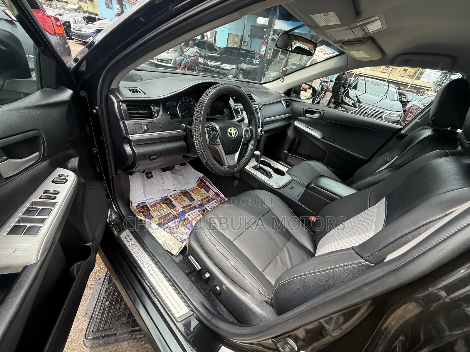 Toyota Camry SE 4dr Sedan (2.5L 4cyl 6A) 2012 Black