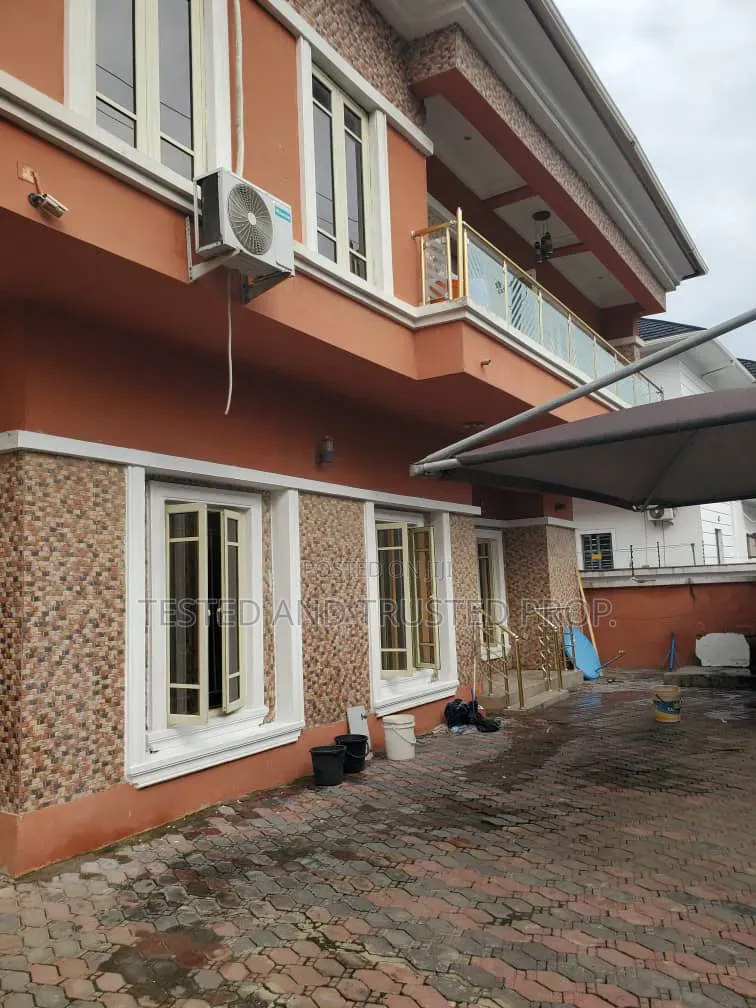 Mini Flat in Chevron Lekki Lagos for rent