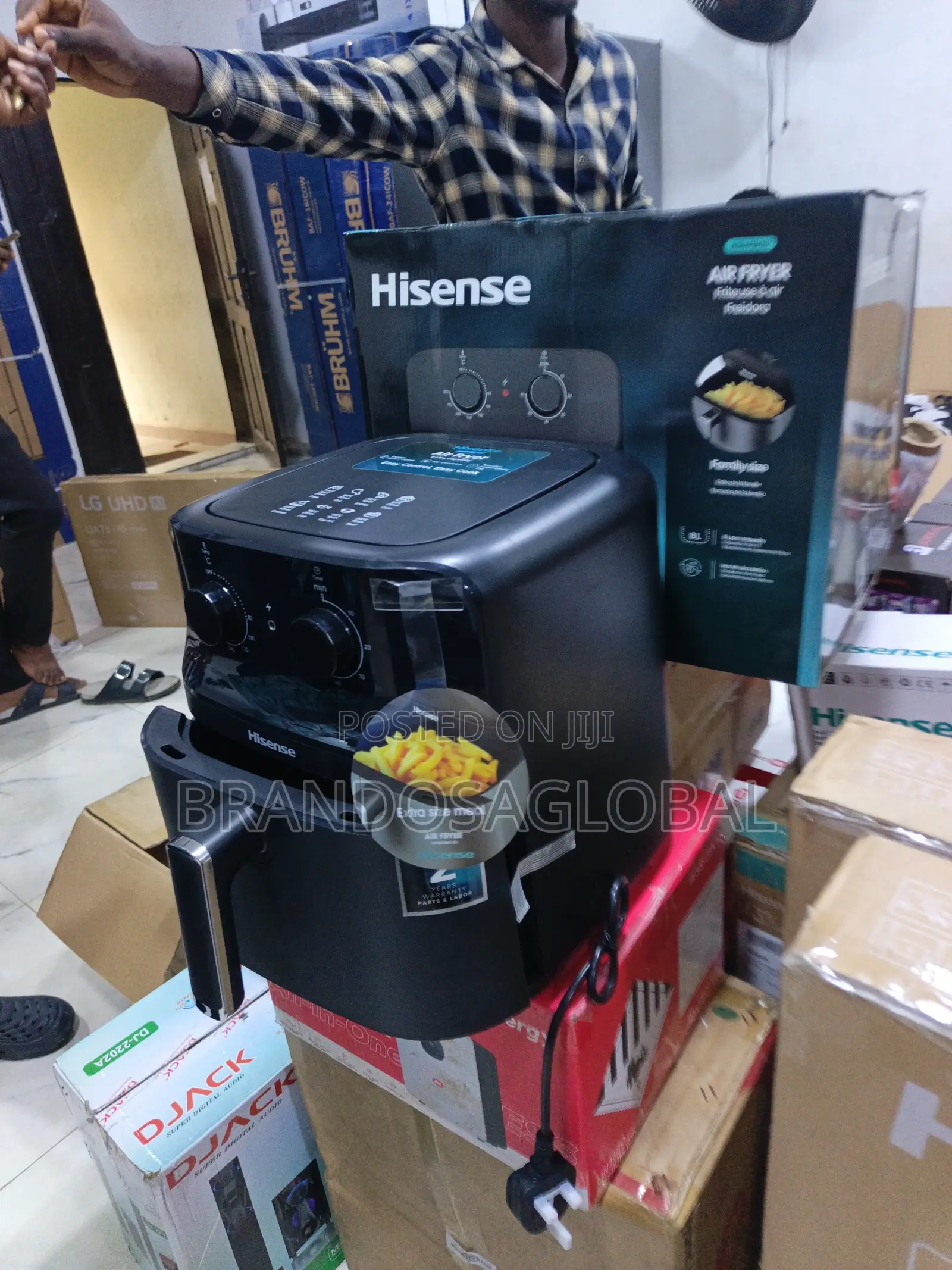 Hisense HO8AFBK1S1 – Rapid Heat Air Fryer