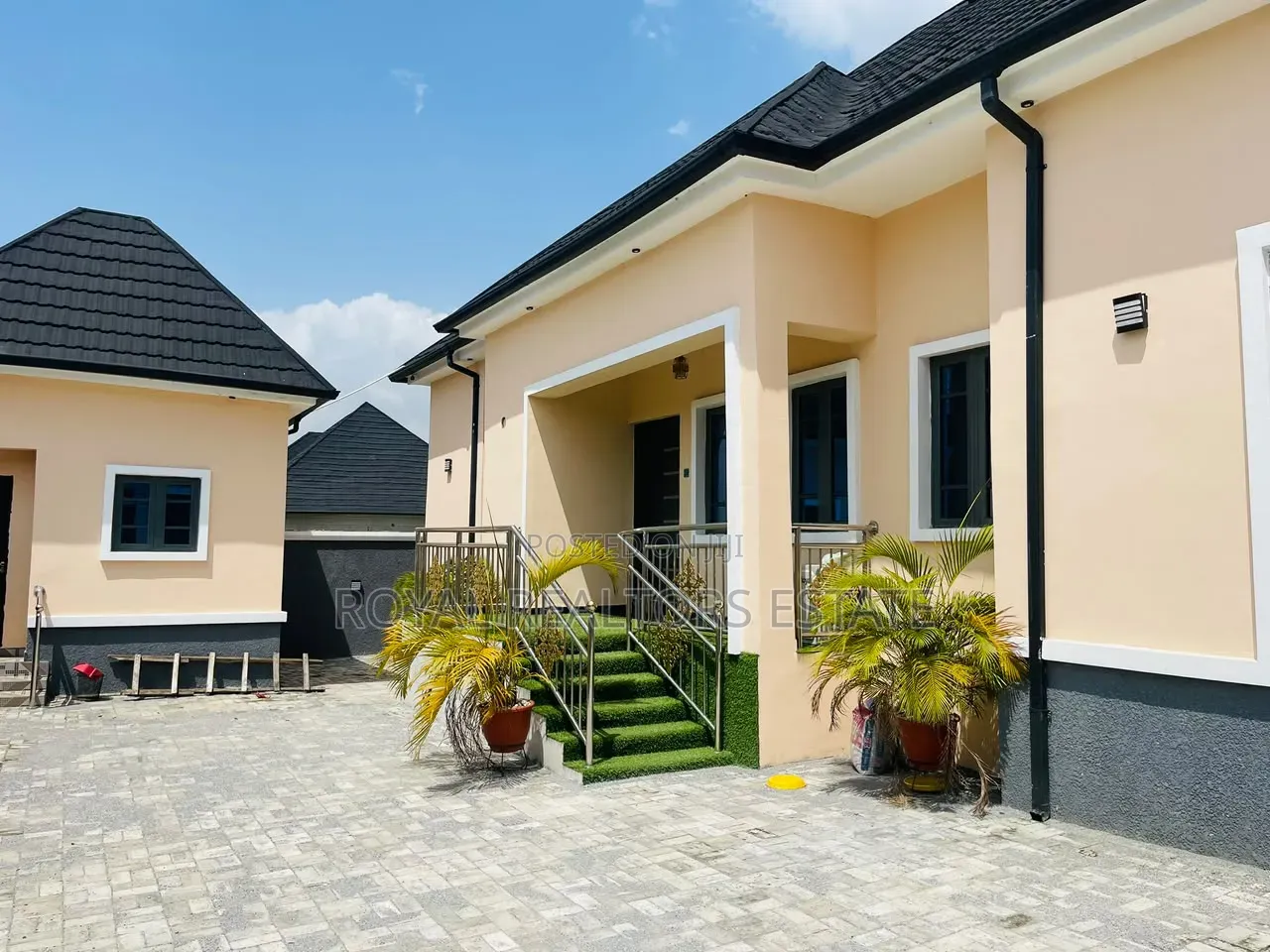 Furnished 3bdrm Bungalow in Bunkoro for rent