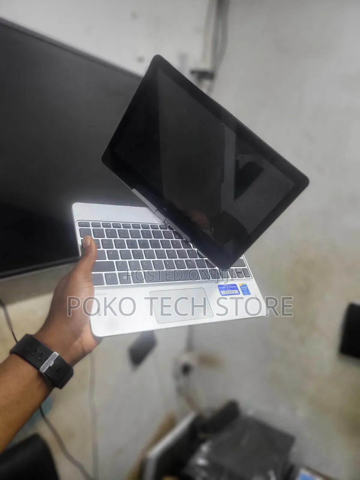 Laptop HP EliteBook Revolve 810 G3 Tablet 8GB Intel Core i7 SSD 256GB