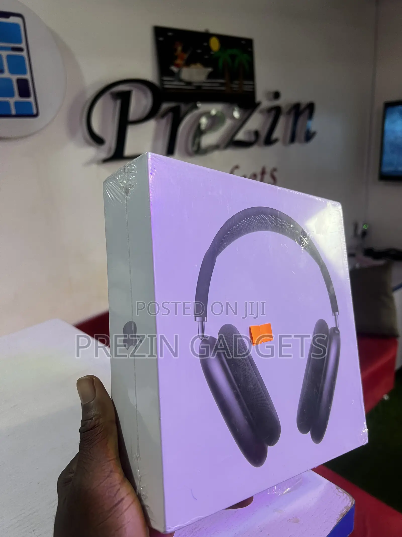 Apple Air Pod Max Clone