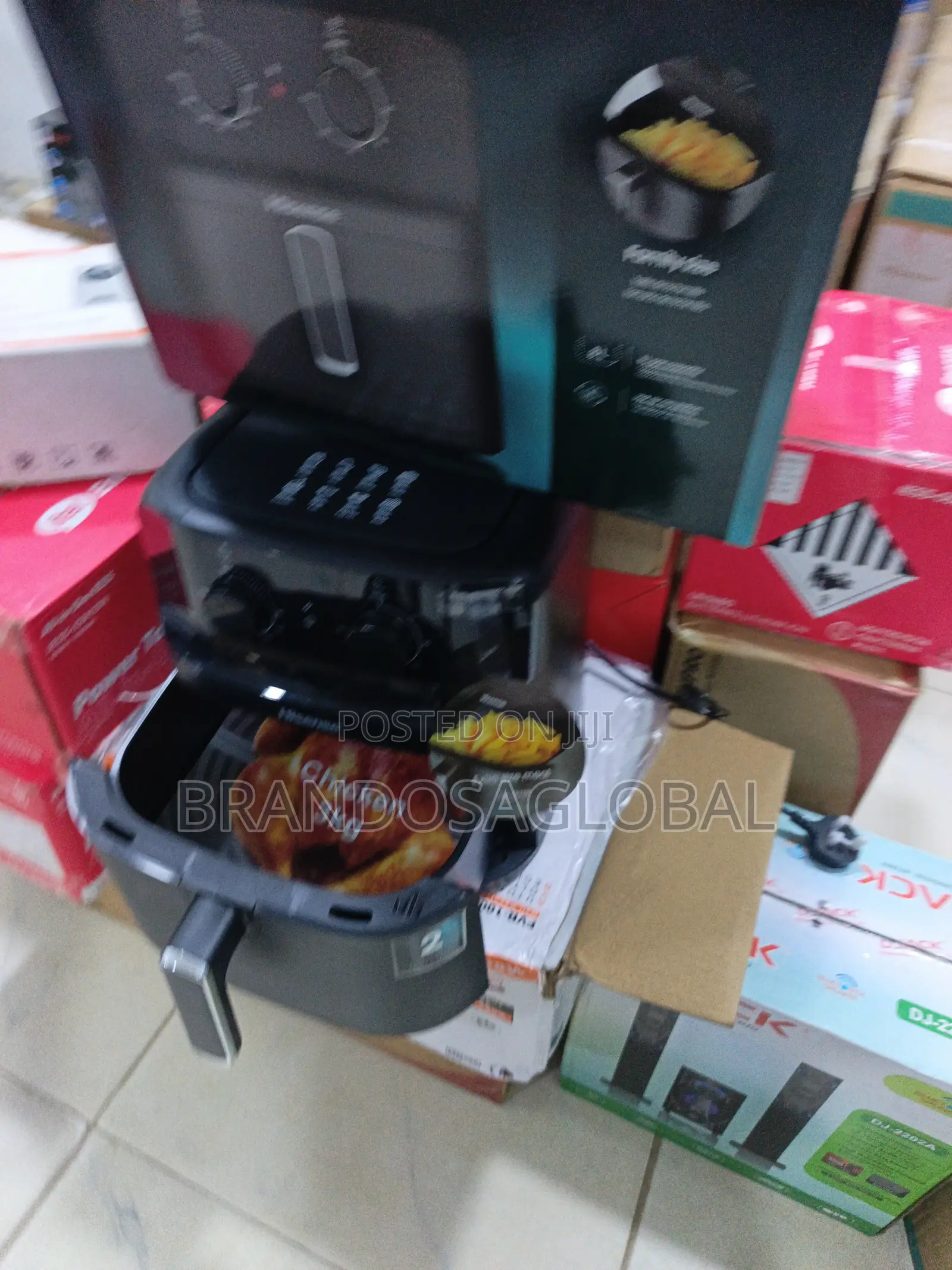 Hisense 8L Oil Less Fryer – Rapid Cooking Appliance