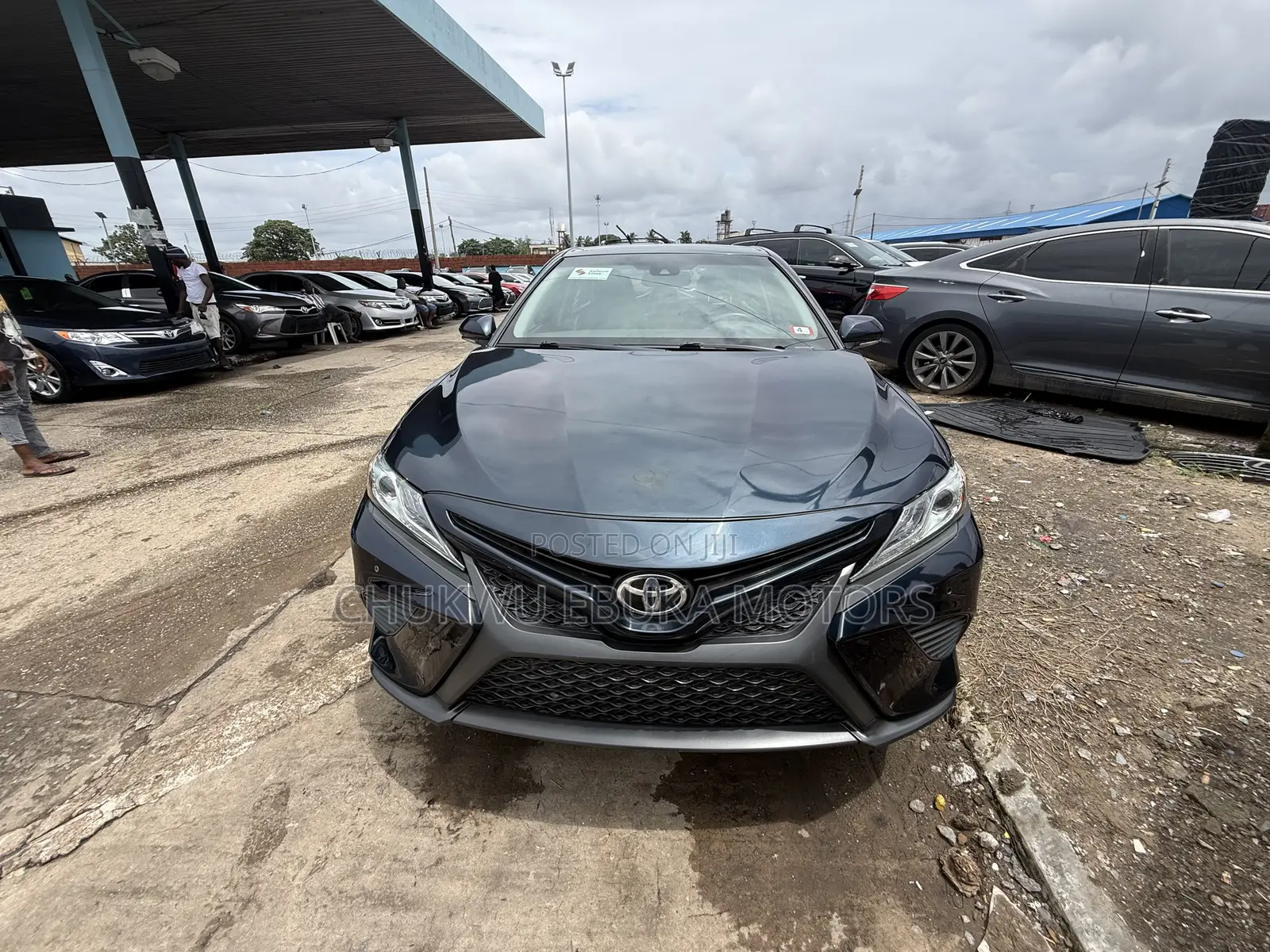 Toyota Camry XSE (2.5L 4cyl 8A) 2019 Blue