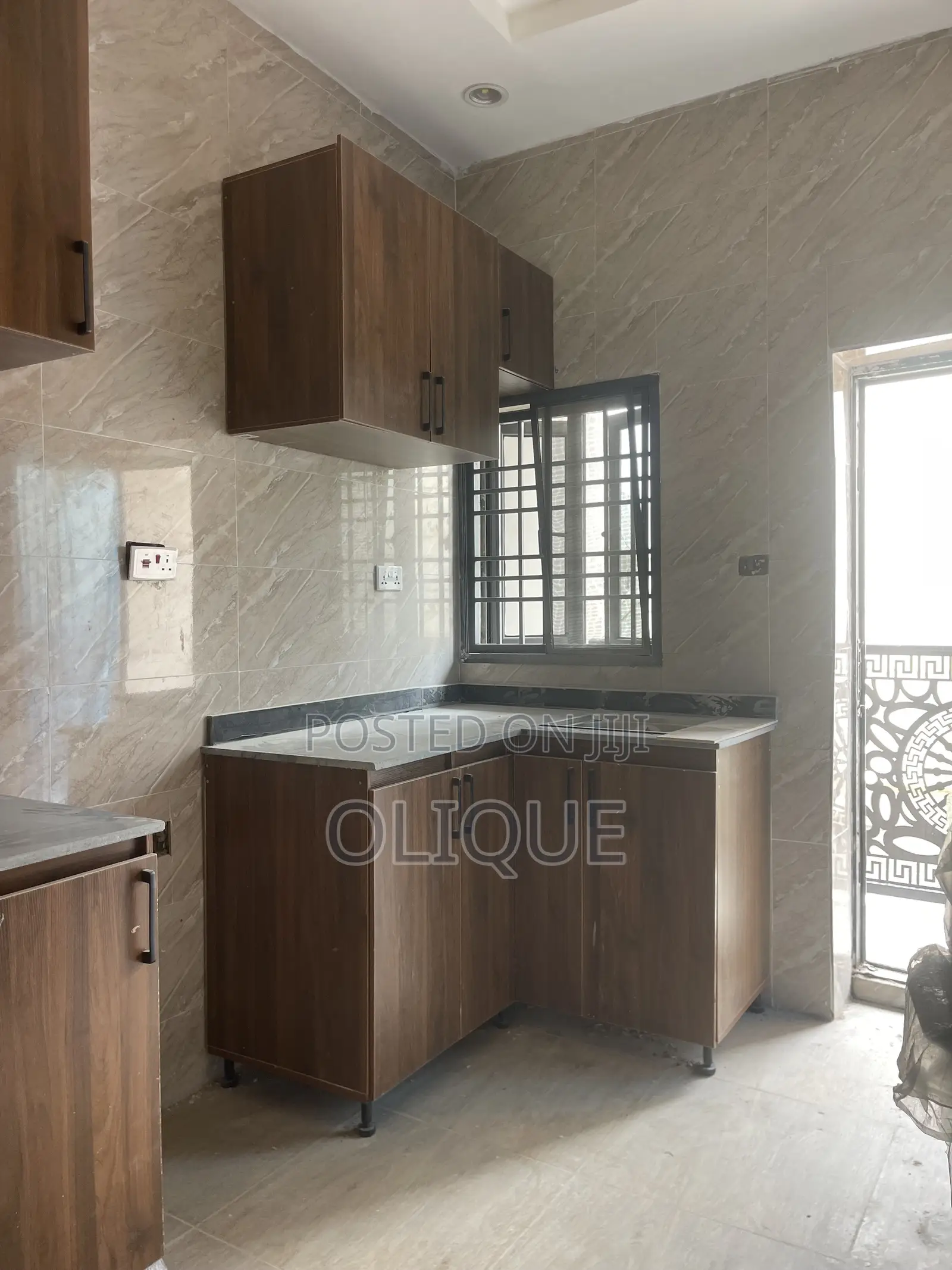 1bdrm Block of Flats in Dawaki for rent