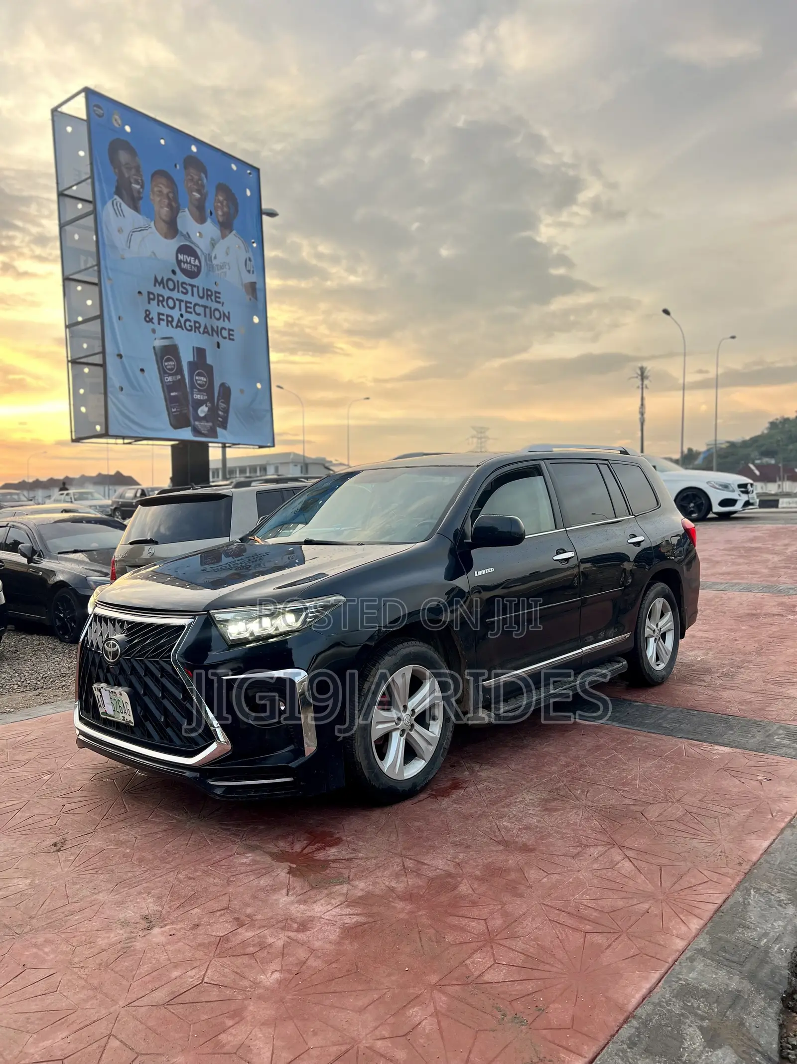 Toyota Highlander 2012 Black