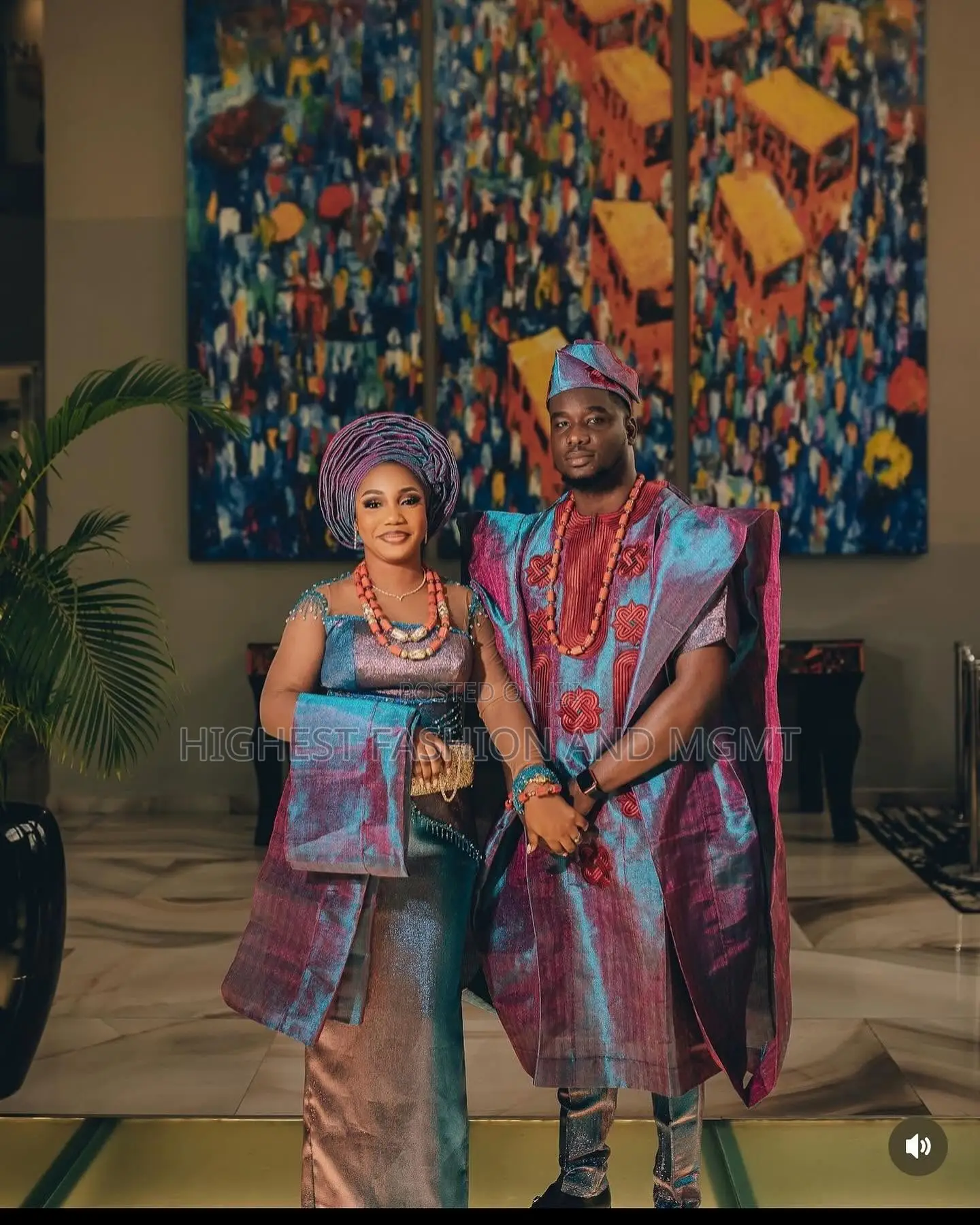 Luxury Iridescent Traditional Couple Set
