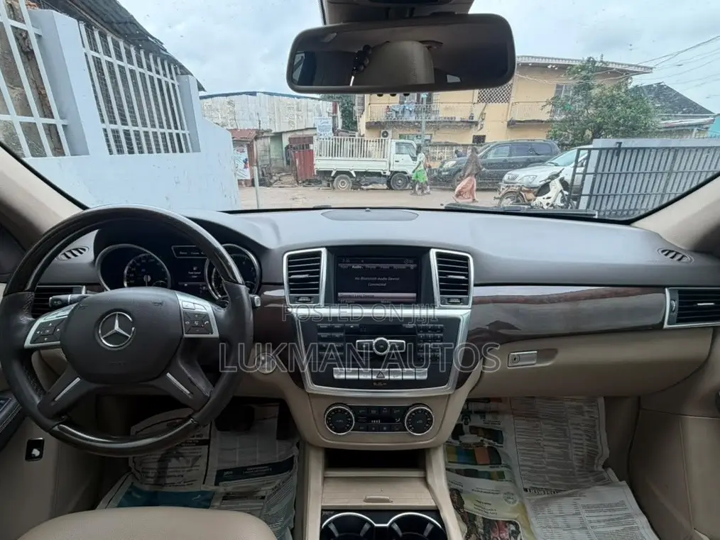 Mercedes-Benz M Class ML 350 4Matic 2013 White