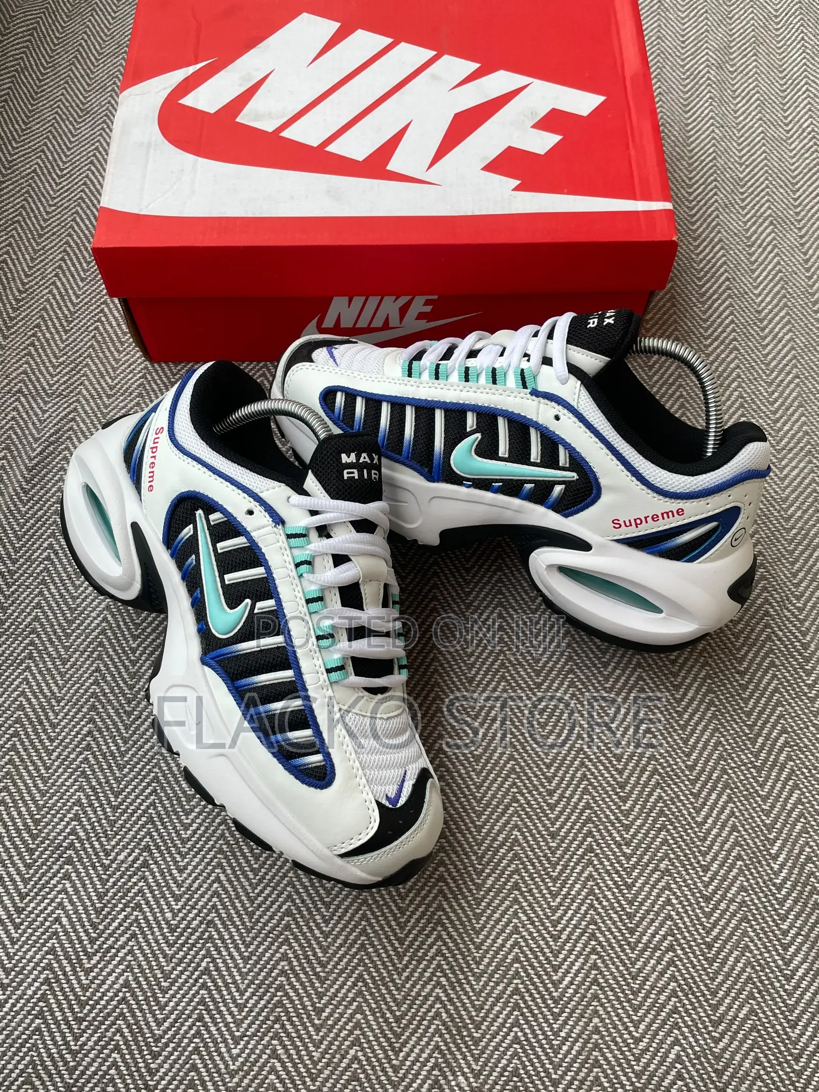 Original Supreme X Nike Air Max Tailwind IV Sneakers
