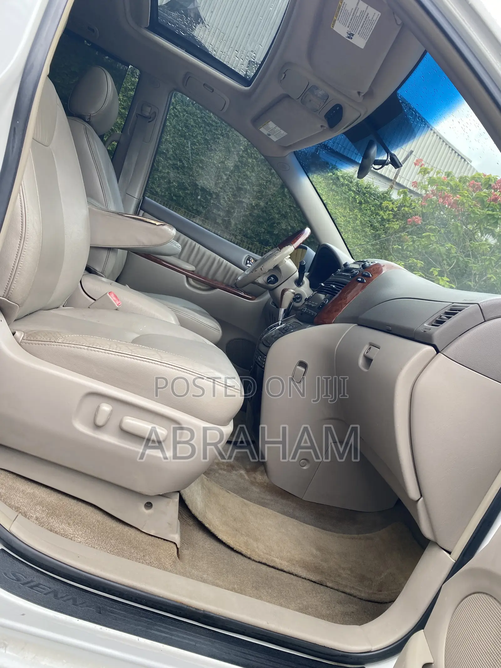 Toyota Sienna XLE Limited 2005 White