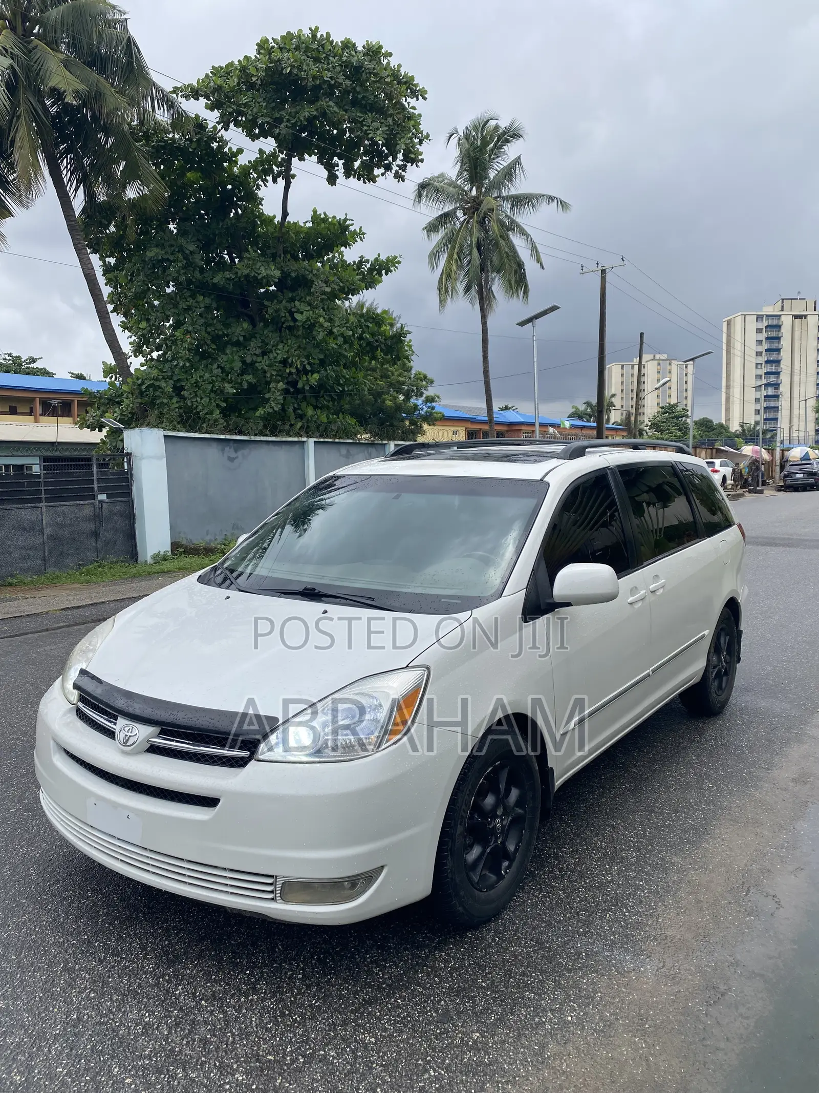 Toyota Sienna XLE Limited 2005 White