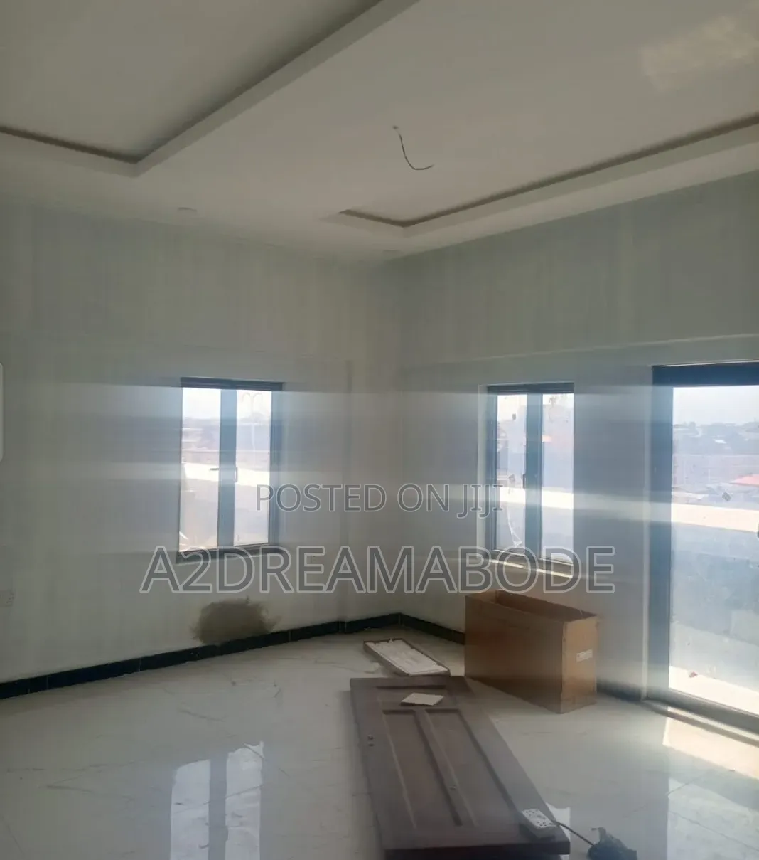 Executive, Massive Office Space