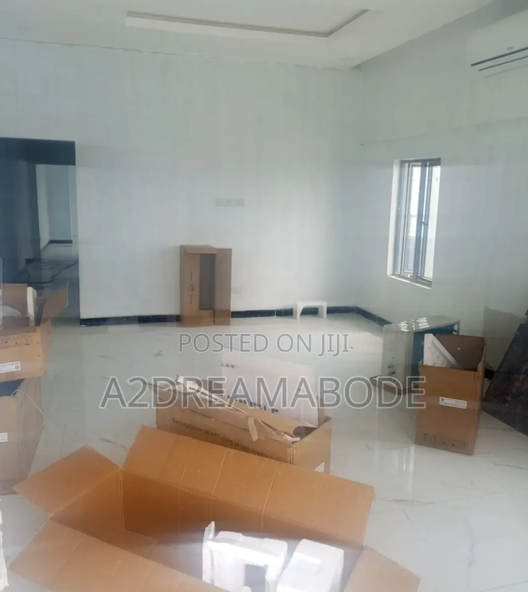 Executive, Massive Office Space