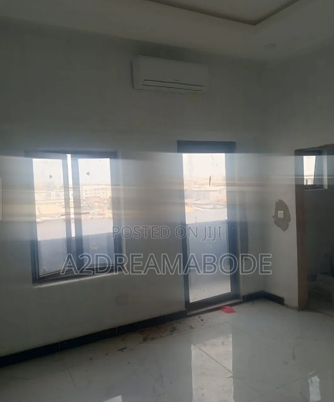 Executive, Massive Office Space