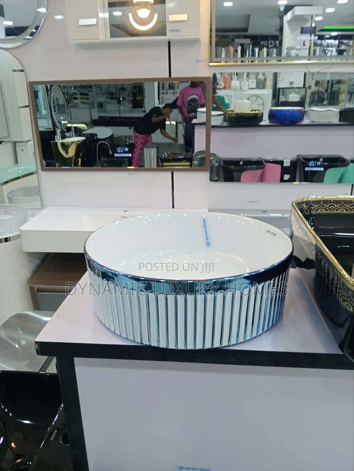 Luxury Countertop Wash Hand Basin