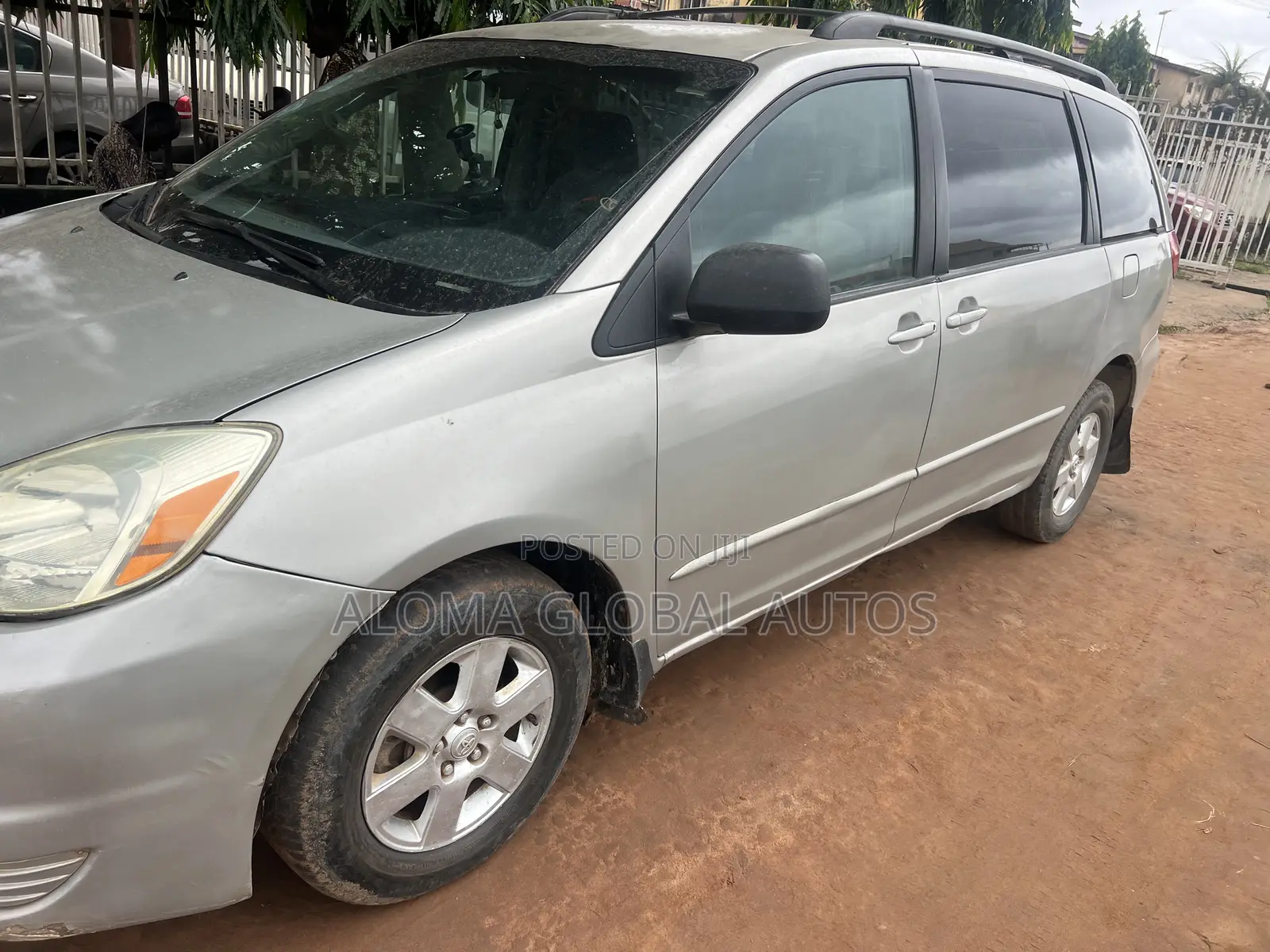 Toyota Sienna LE AWD 2005 Silver