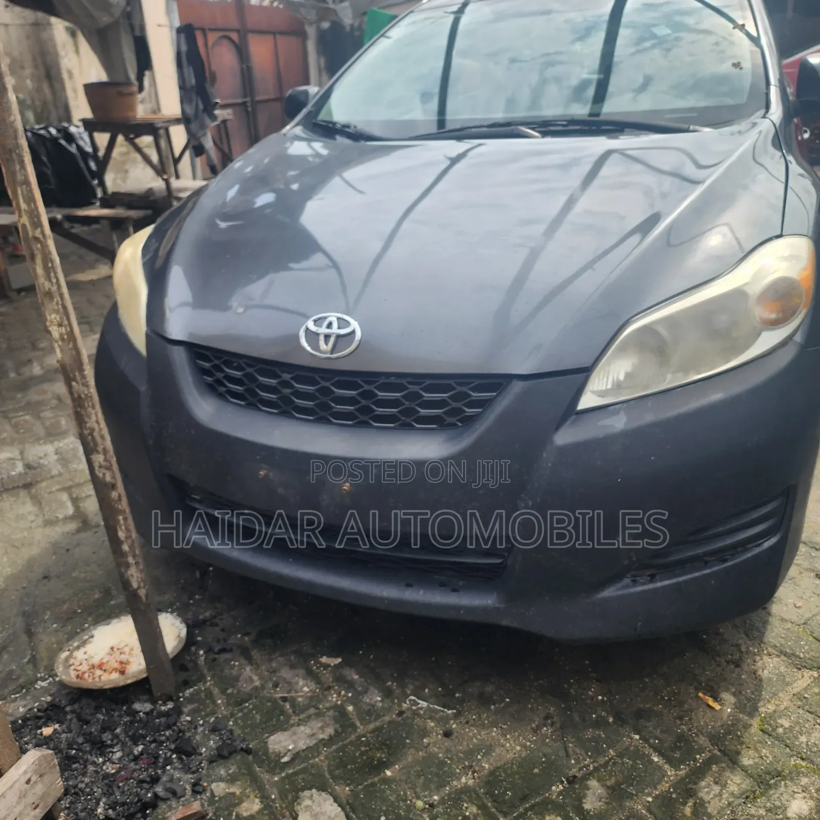 Toyota Matrix 2010 Gray