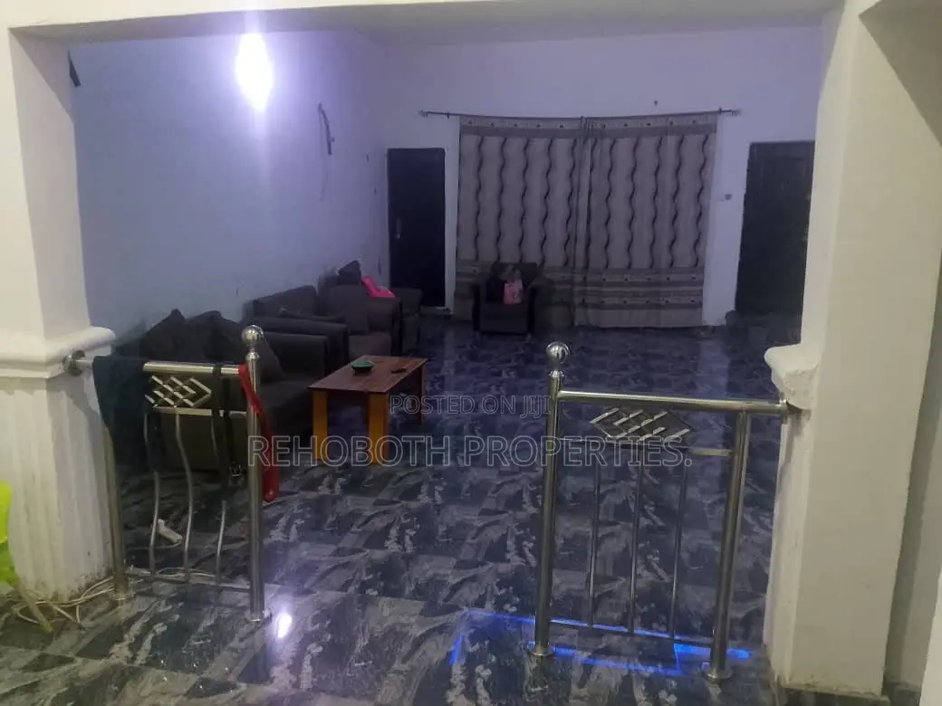 5bdrm Bungalow in Akoto Elebu, Akala Express for sale