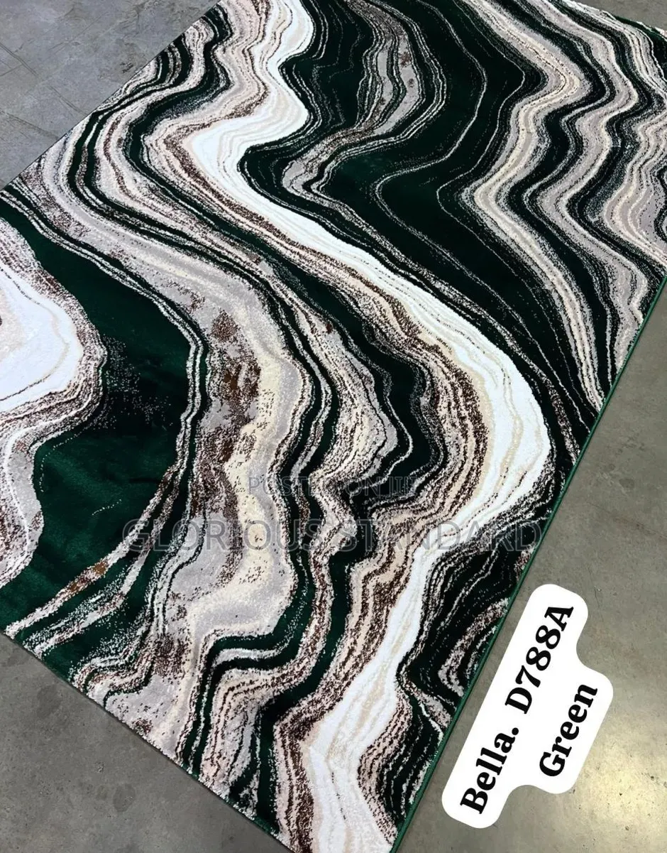 13 by 10 Center Rug