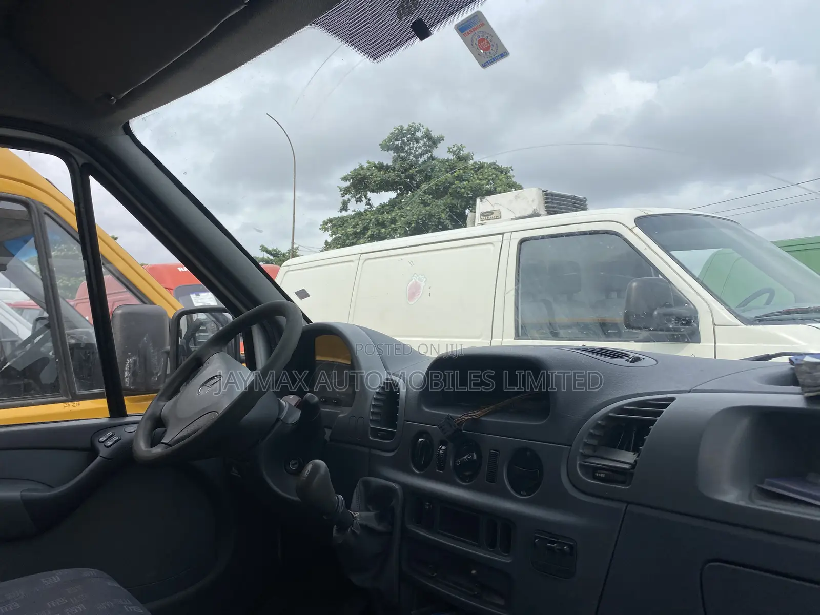 Mercedes-Benz Sprinter 2012 White