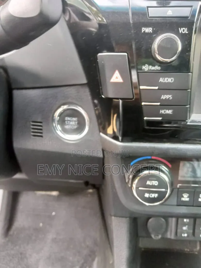 Toyota Corolla S 4dr Sedan (1.8L 4cyl CVT) 2014 Blue