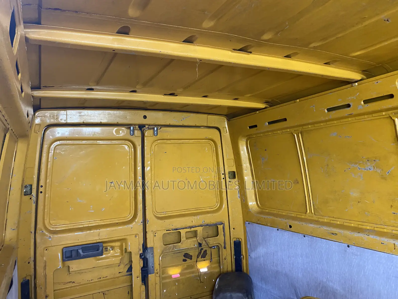 Volkswagen LT 2005 Yellow