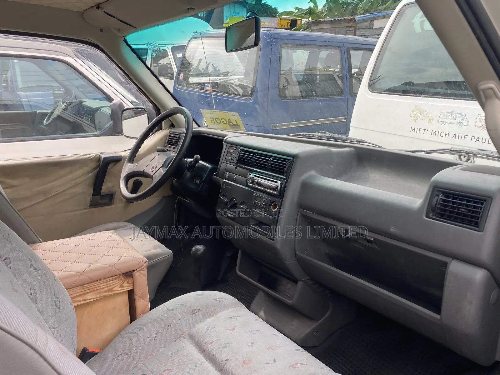 Volkswagen Transporter 2004 White