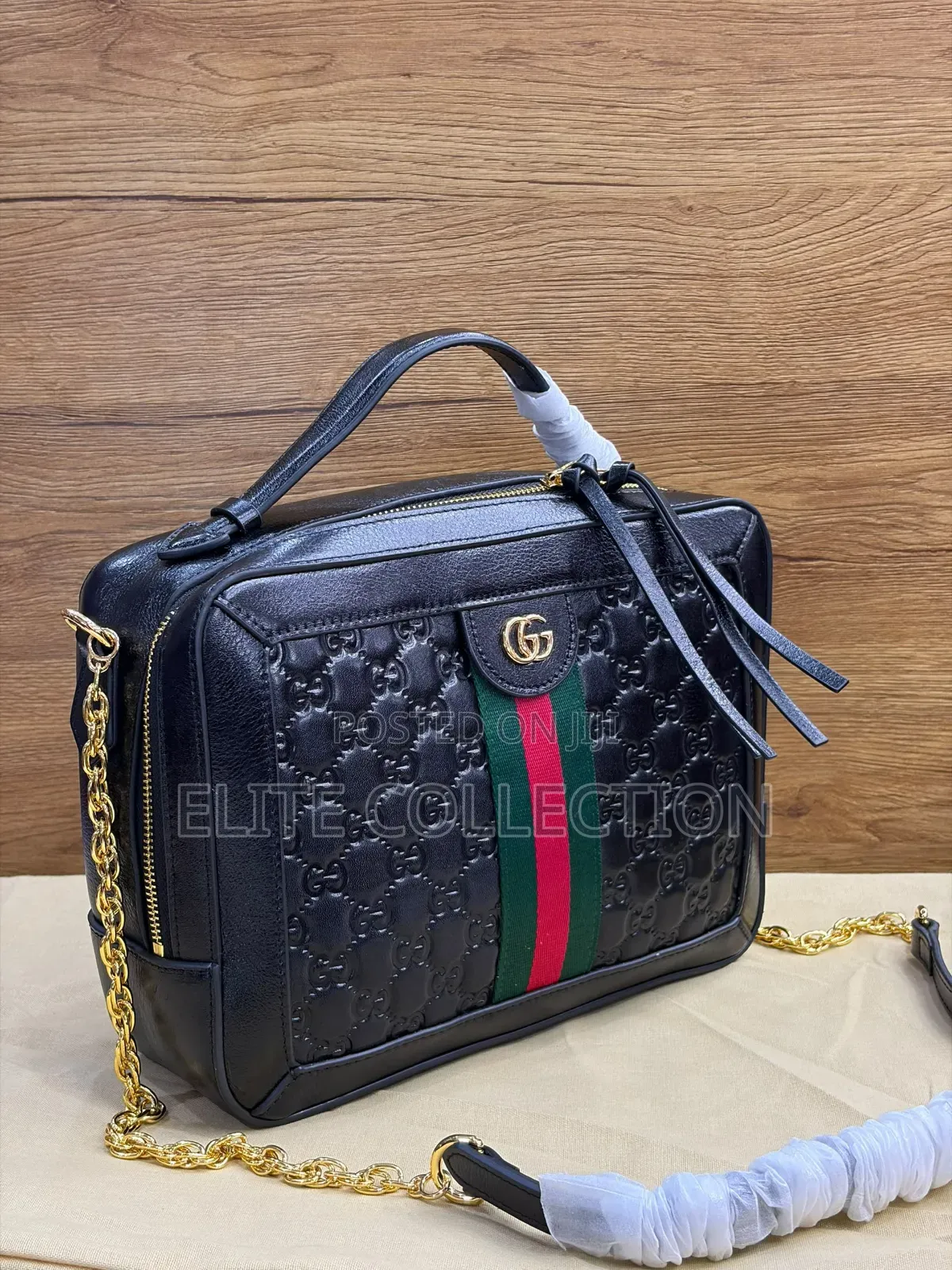 Gucci Bag Quality:- Luxury 
Material:- Leather
Gender:-Female Bag
