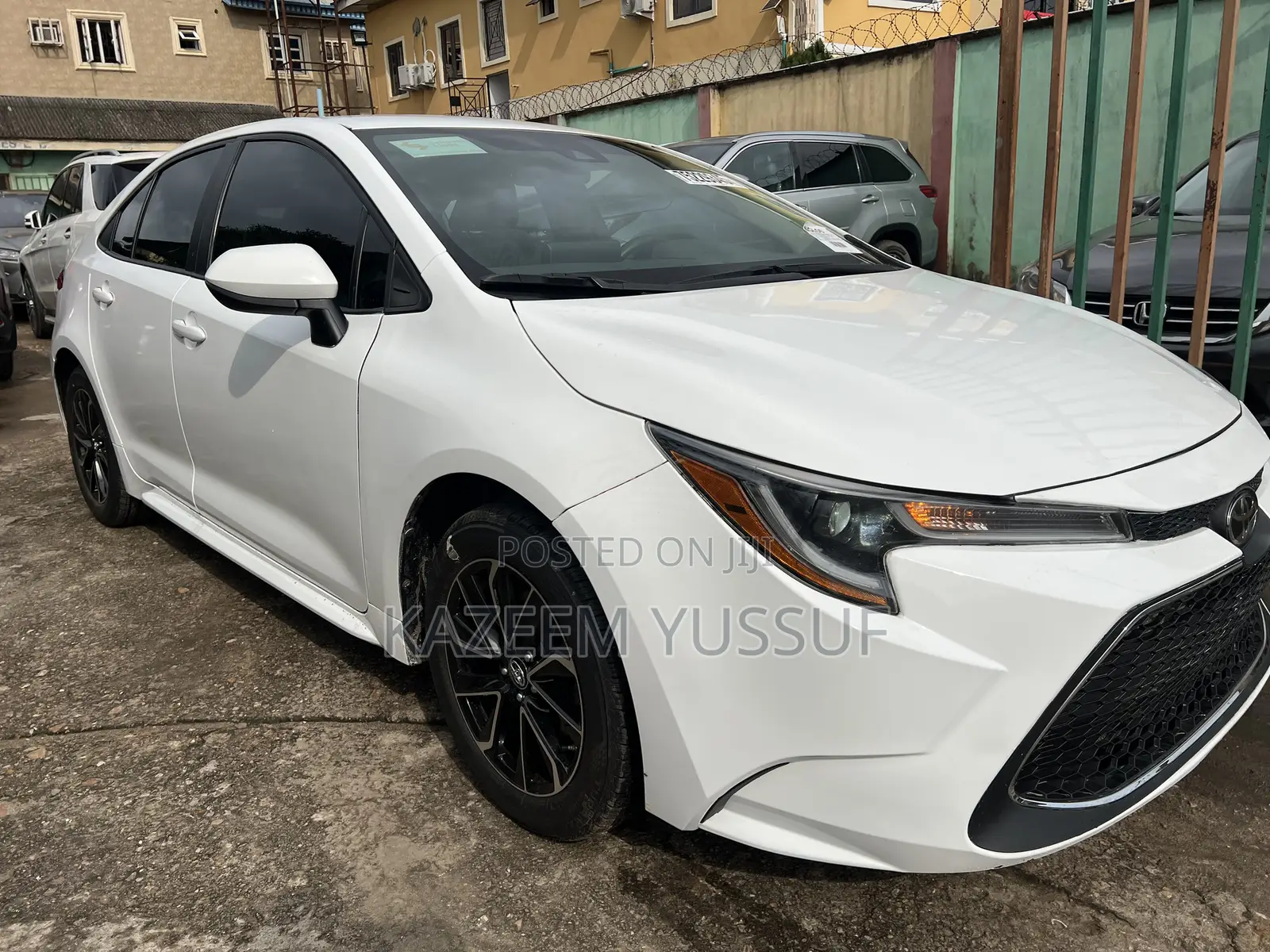 Toyota Corolla LE 2022 White