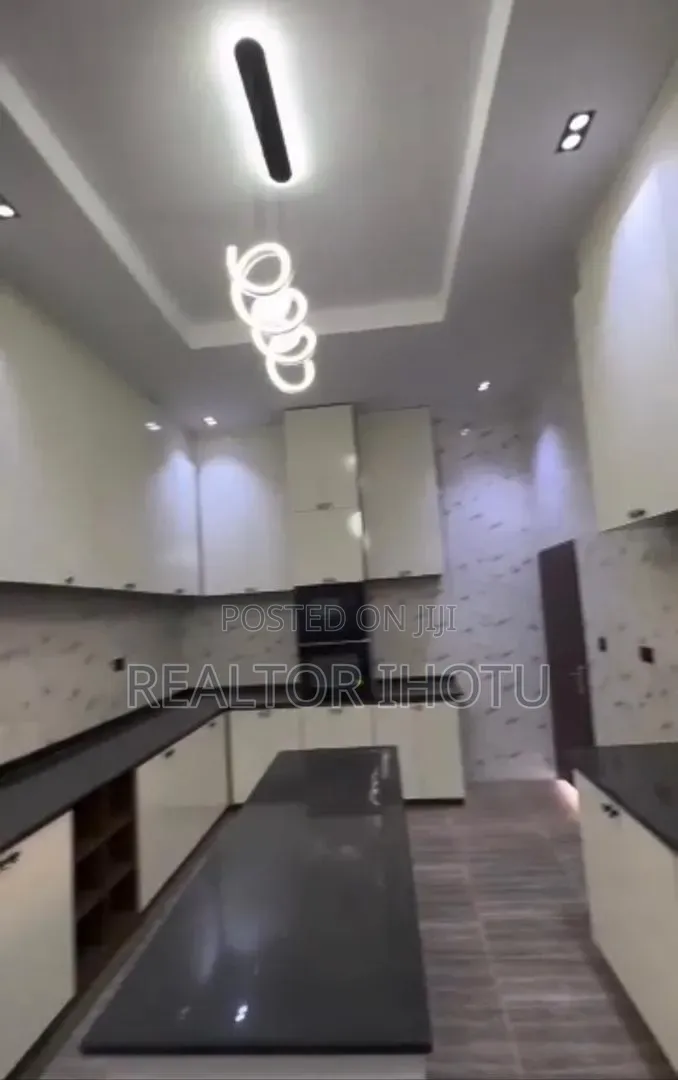4bdrm Duplex in Ipent 2 Estate, for sale