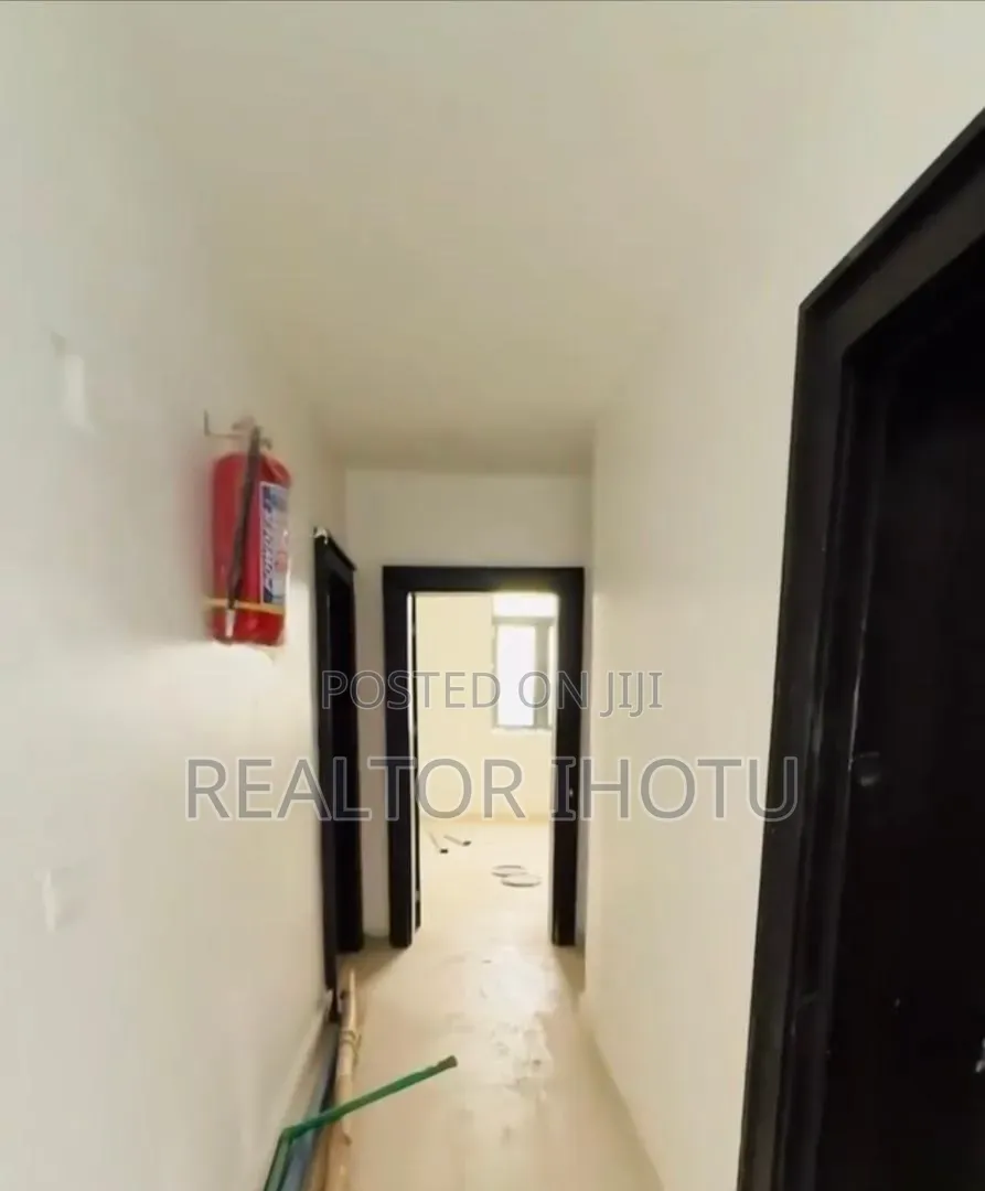 4bdrm Apartment in Mabushi for sale