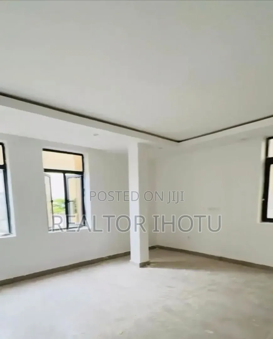 4bdrm Apartment in Mabushi for sale