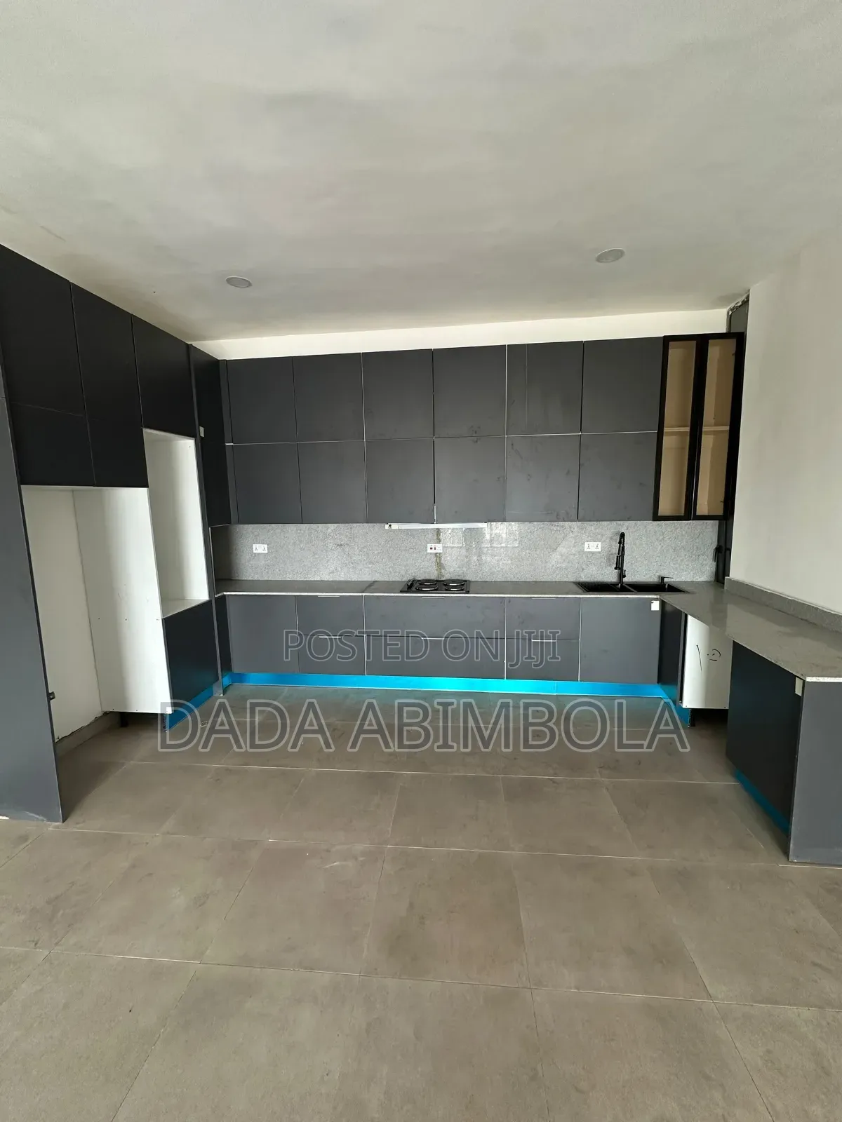 3bdrm Apartment in Ikate for sale