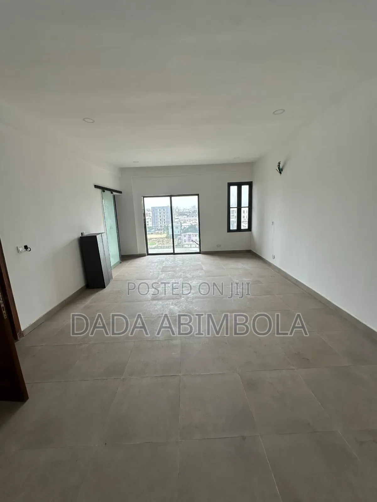3bdrm Apartment in Ikate for sale