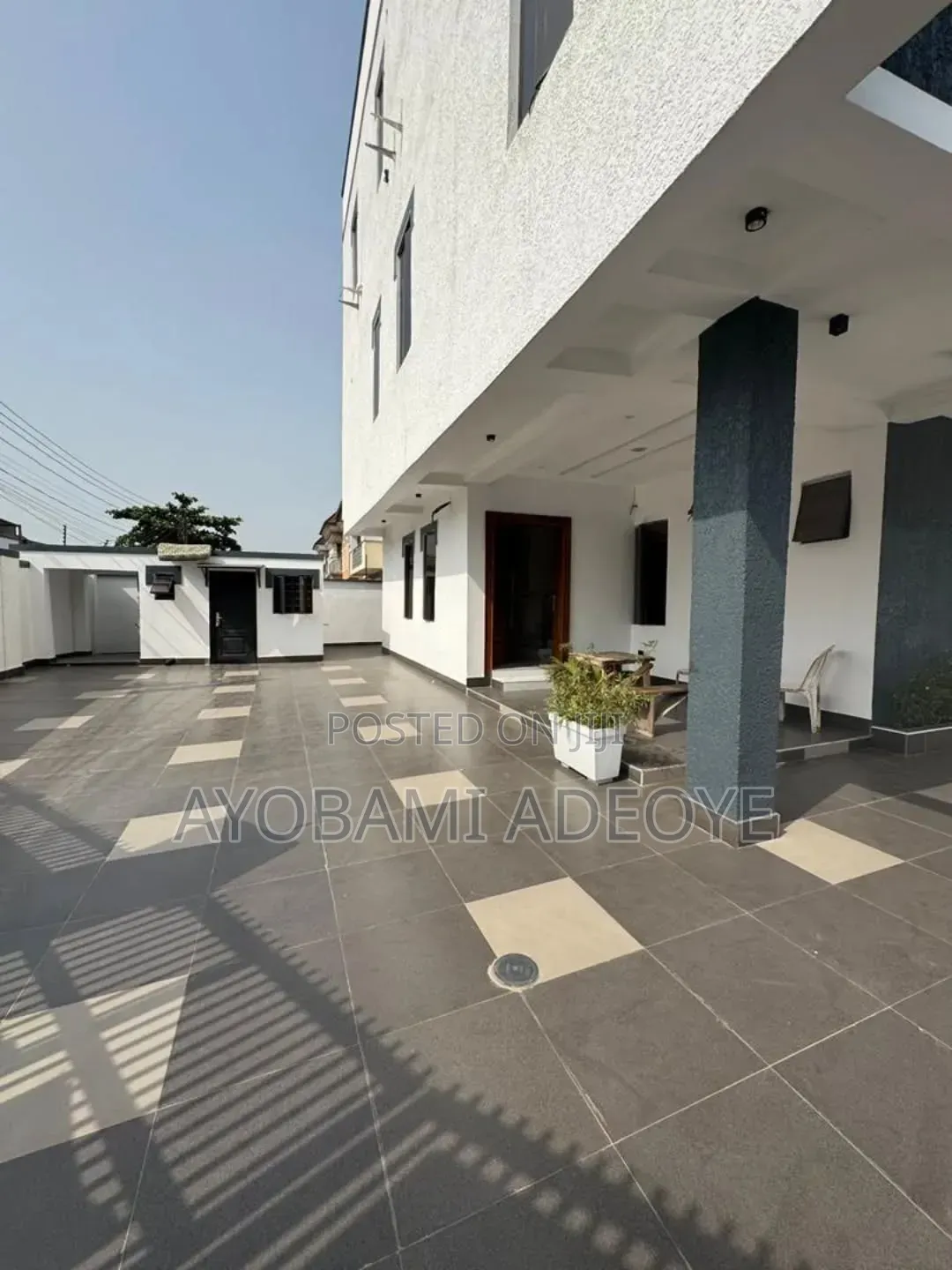 4bdrm Duplex in Lekki for sale