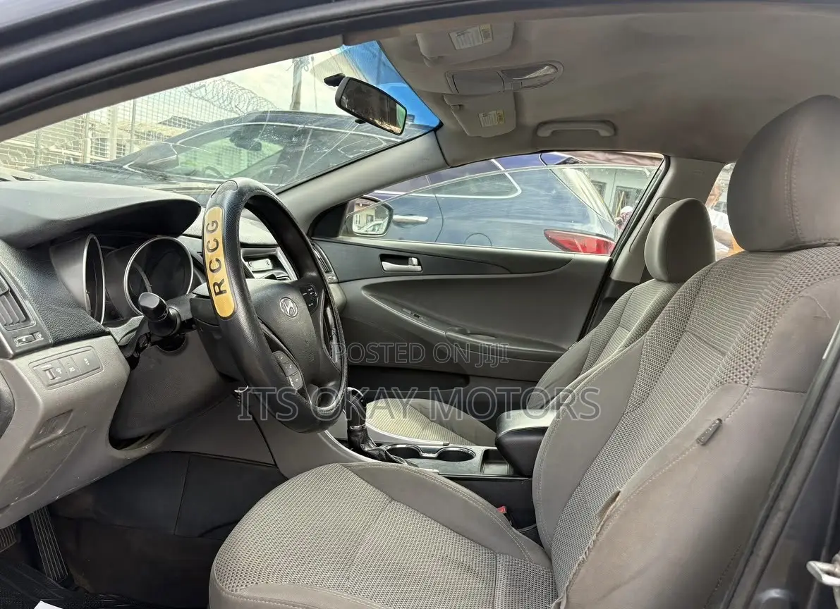 Hyundai Sonata GLS Sedan FWD (2.4L 4cyl 6M) 2012 Blue