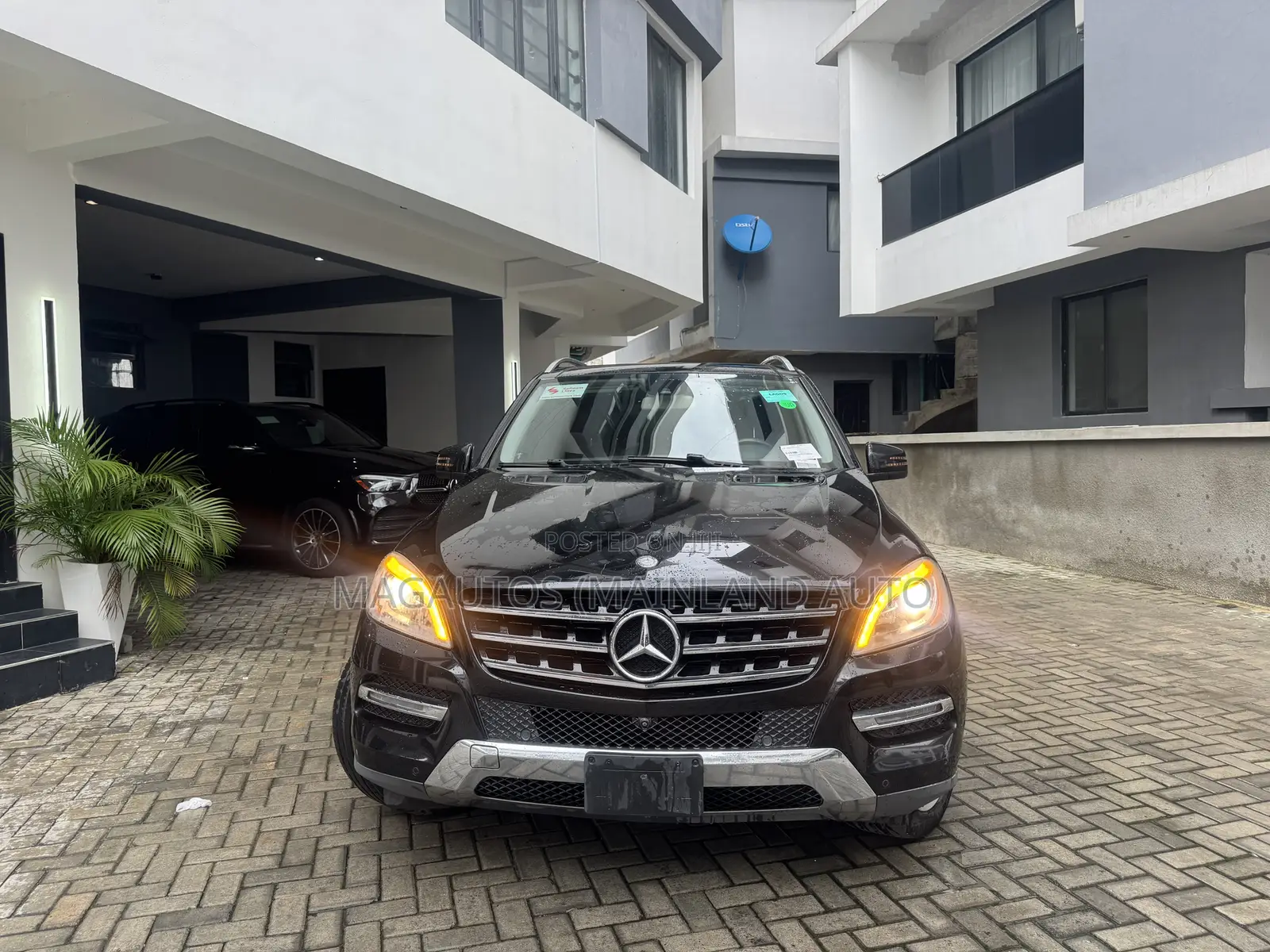Mercedes-Benz M Class ML350 4MATIC 4dr SUV AWD (3.5L 6cyl 7A) 2014