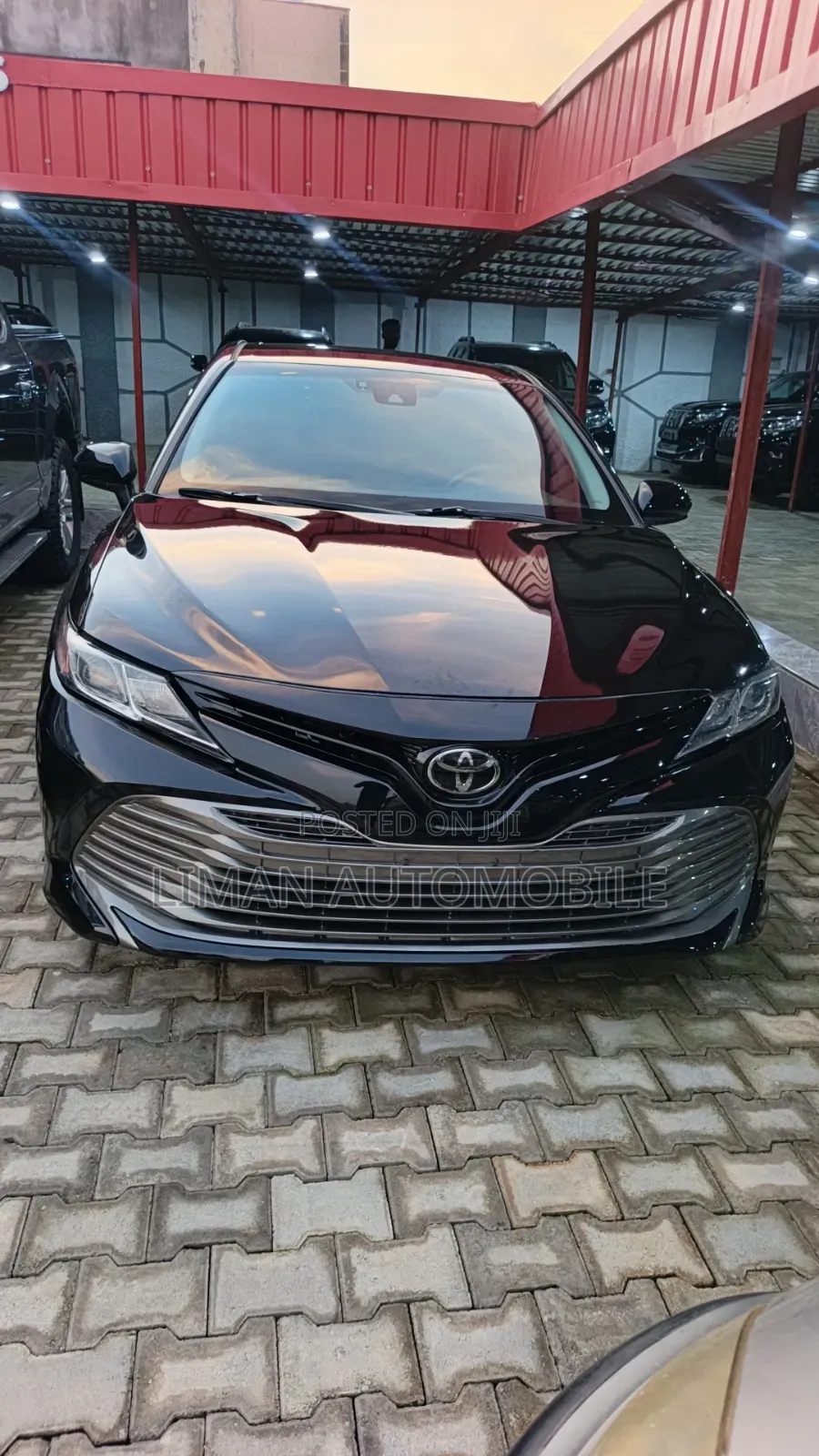 Toyota Camry LE FWD (2.5L 4cyl 8AM) 2018 Black
