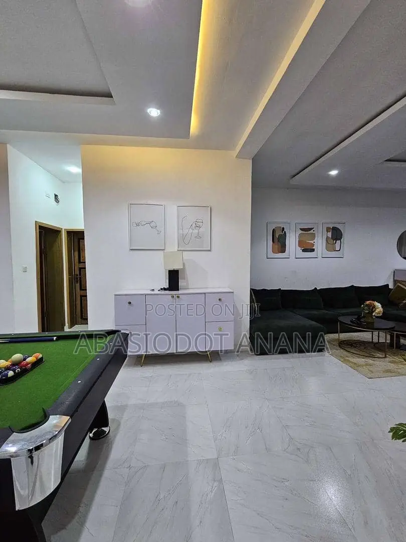 3bdrm Apartment in Main Shelter, Uyo for rent