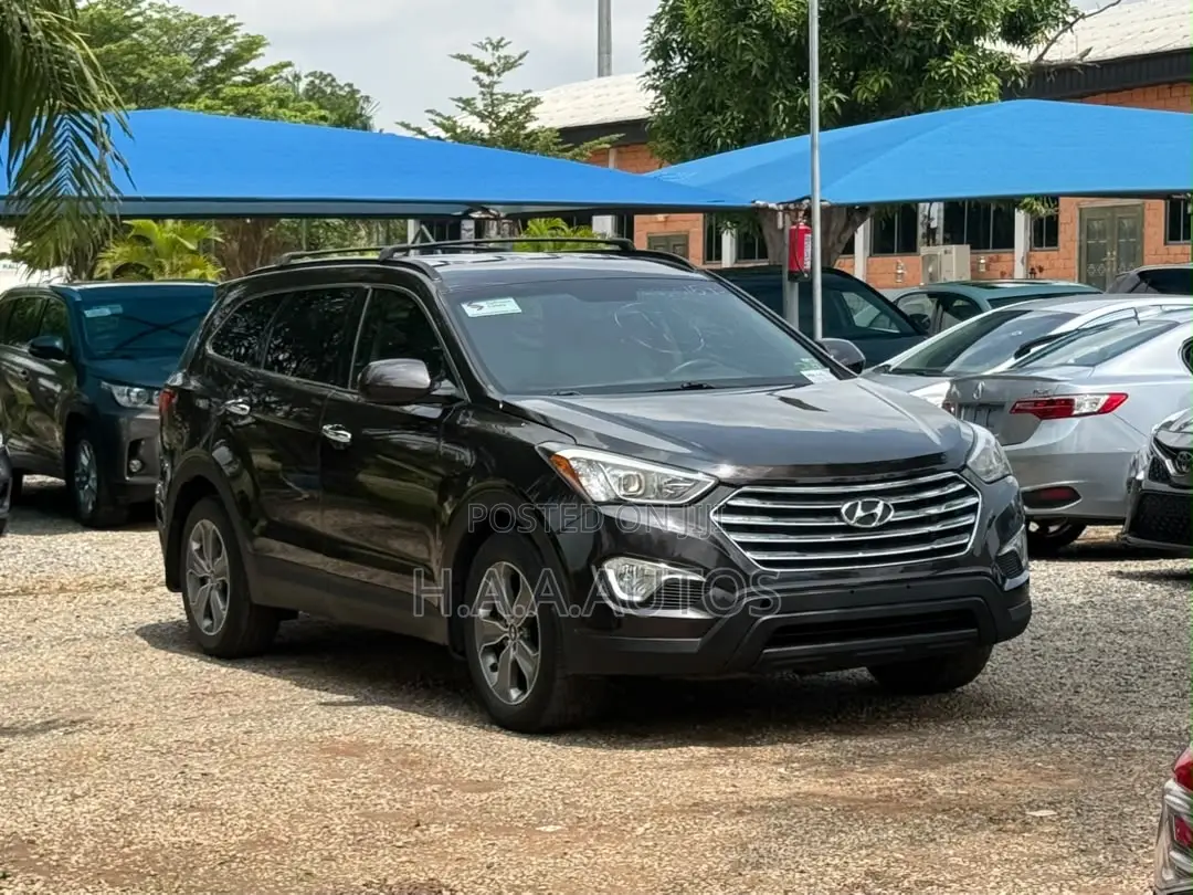 Hyundai Santa Fe GLS 4dr SUV (3.3L 6cyl 6A) 2015 Black