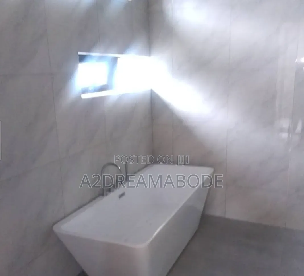 4bdrm Duplex in Ikeja, Adeniyi Jones for rent