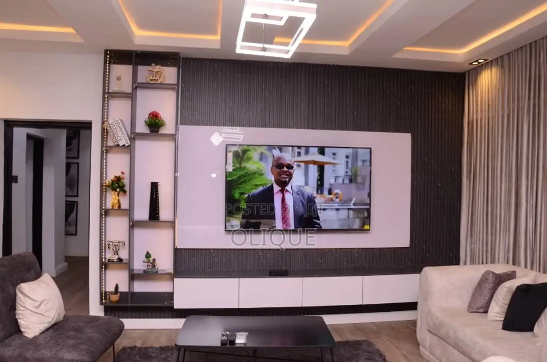 2-Bedroom With Style and Exquisitely Finished
